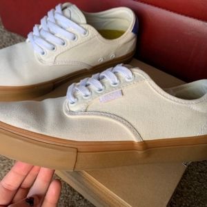 Van's Ultra Pro Brand New